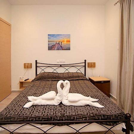 Karnagio Rooms Кипарисия Екстериор снимка