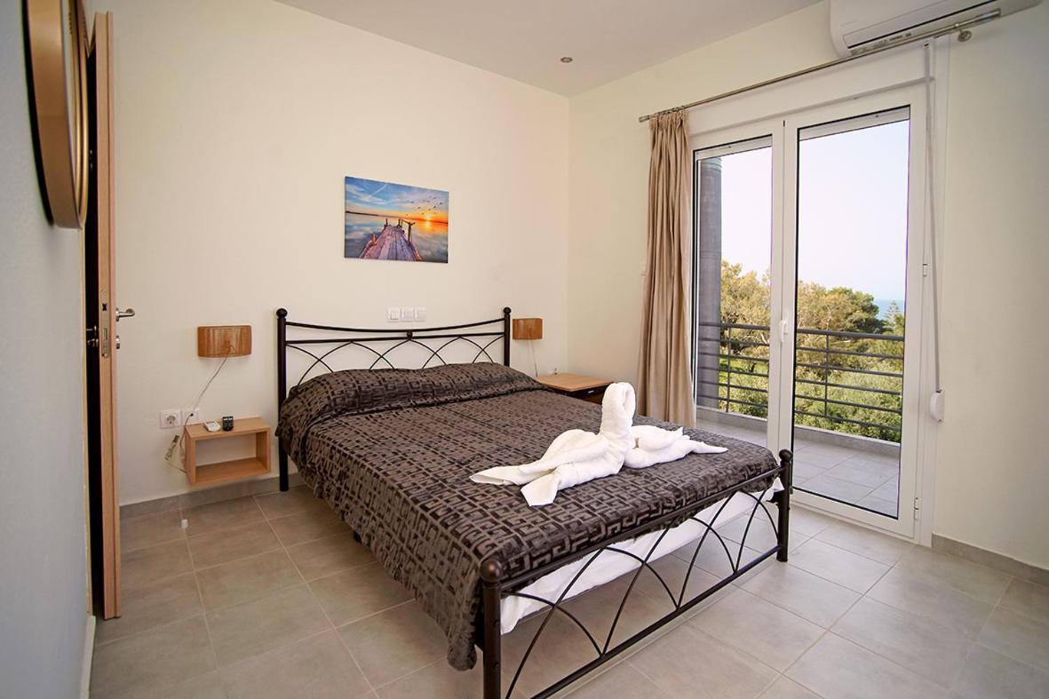 Karnagio Rooms Кипарисия Екстериор снимка