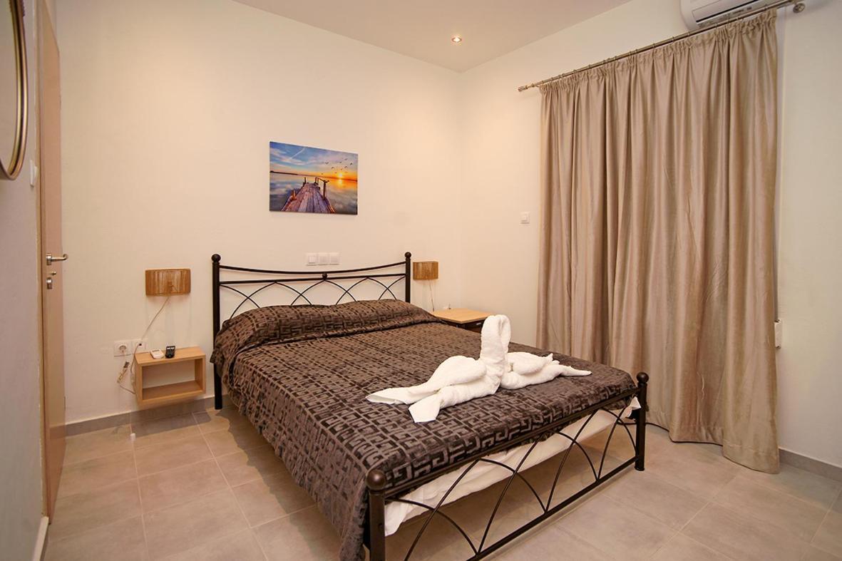 Karnagio Rooms Кипарисия Екстериор снимка