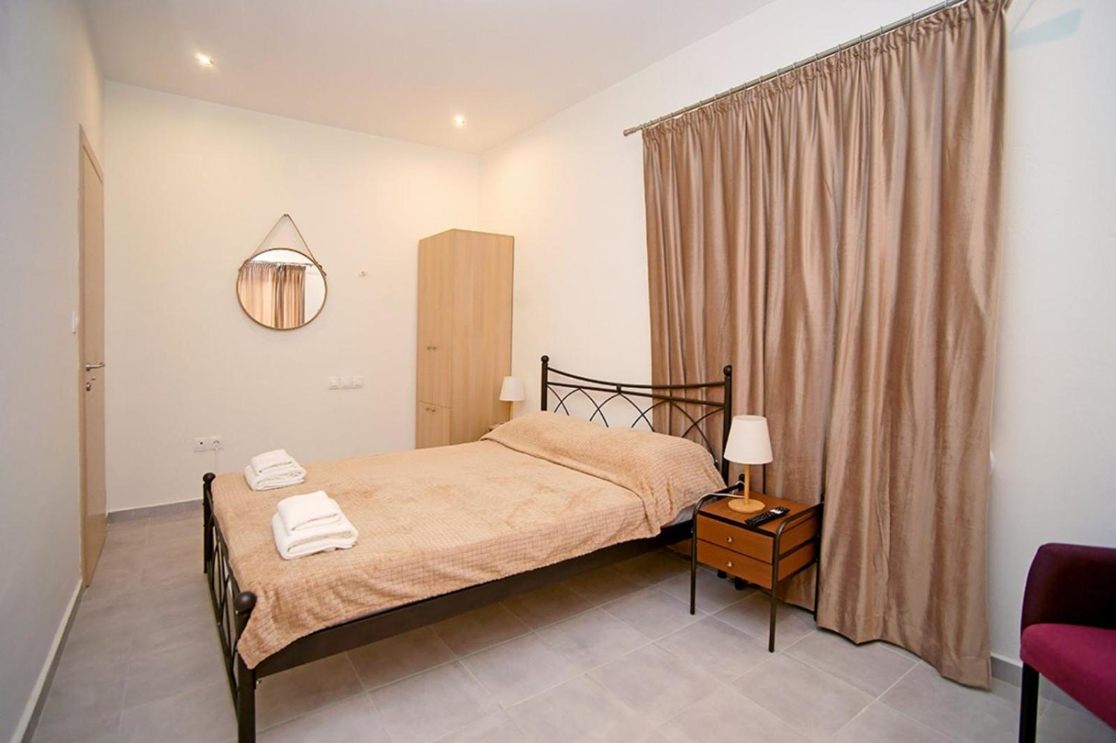 Karnagio Rooms Кипарисия Екстериор снимка